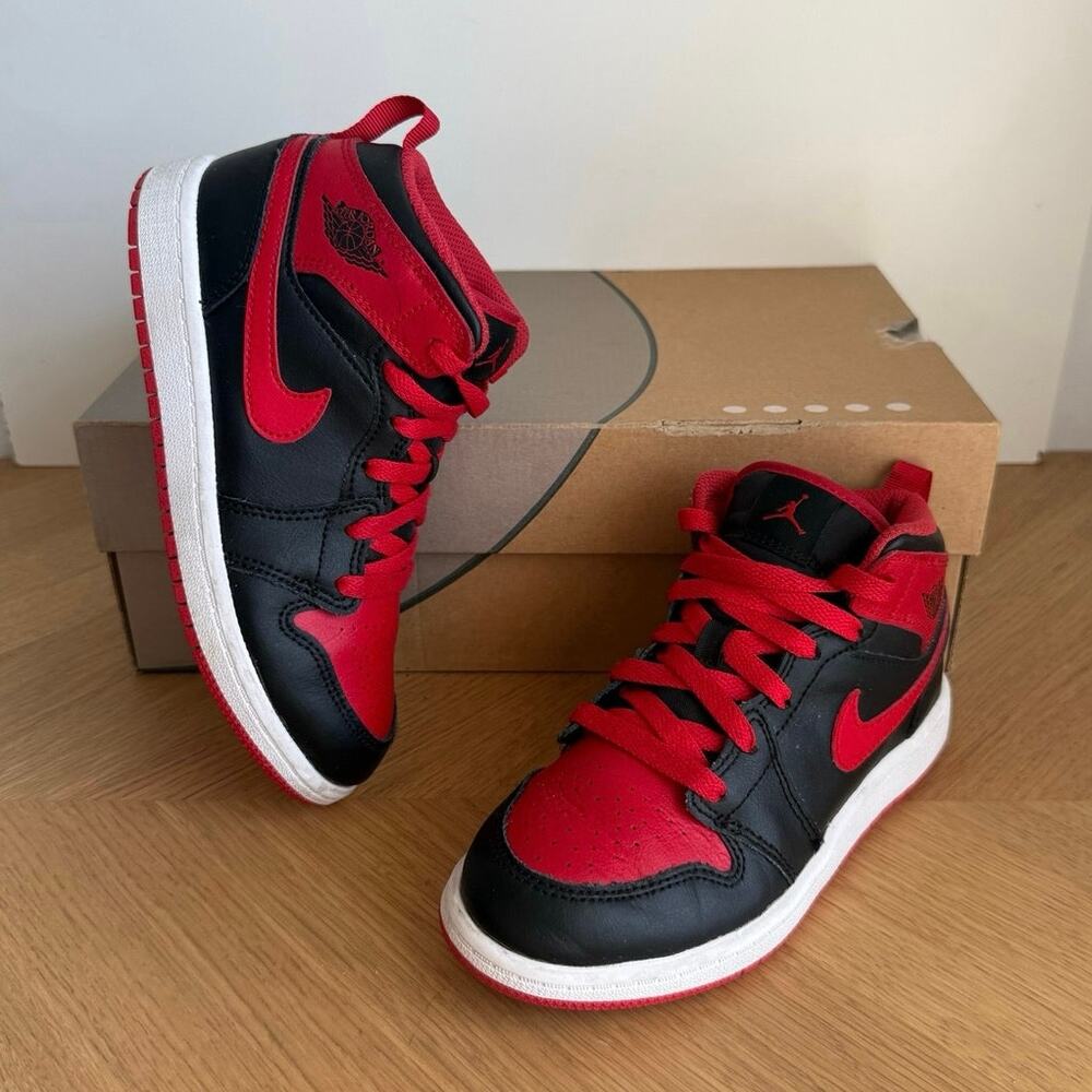Nike Air Jordan 1 Mid ‘Alternate Bred’ Kids Sneakers- SZ 1 Y